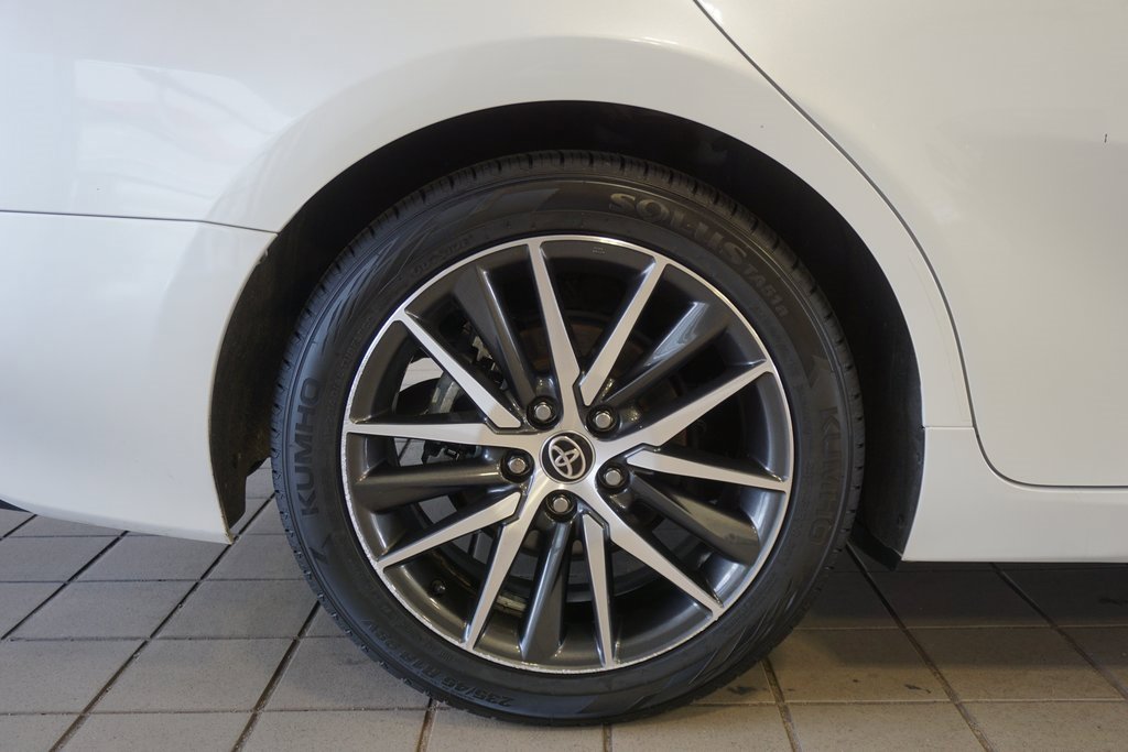 Used 2023 Toyota Camry XLE image 33