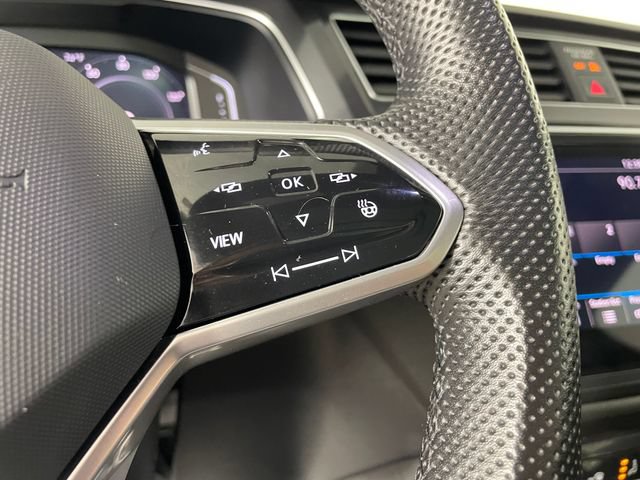 Used 2024 Volkswagen Tiguan SEL R-Line AWD/4WD image 10