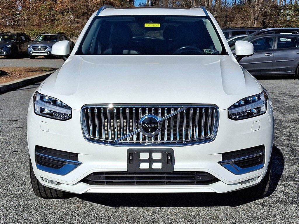 Used 2022 Volvo XC90 T6 Inscription w/ Advanced Package image 2
