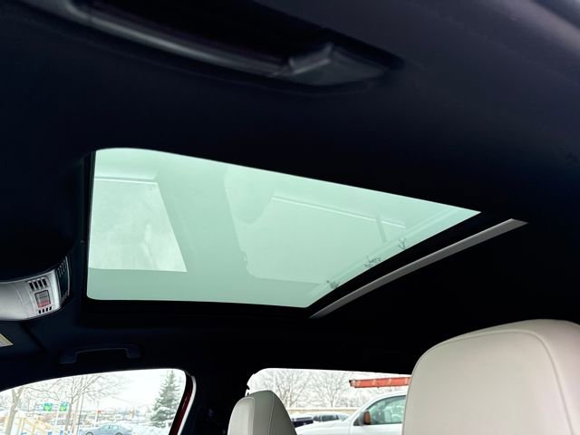 Used 2019 Volkswagen Tiguan SE image 28