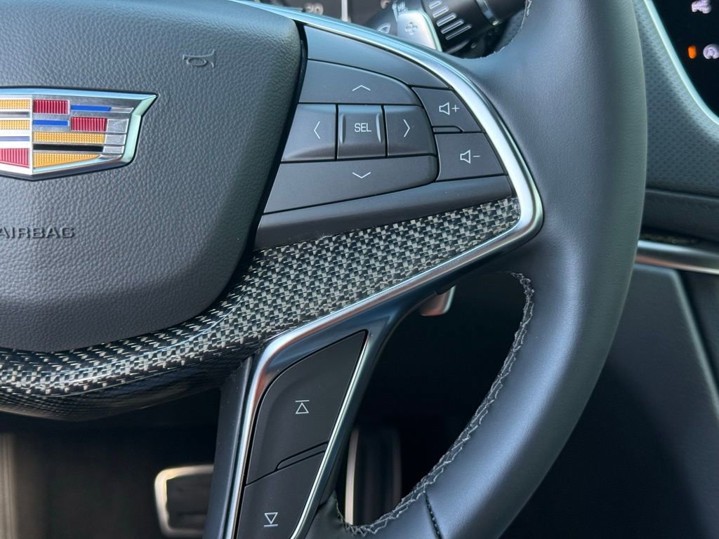 New 2026 Cadillac XT5 Sportv w/ LPO, Onyx Lite Package AWD/4WD image 28