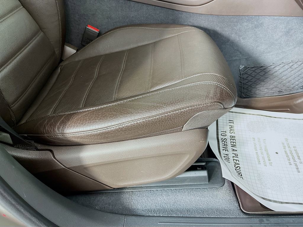 Used 2020 Mercedes-Benz GLE 350 4MATIC image 36