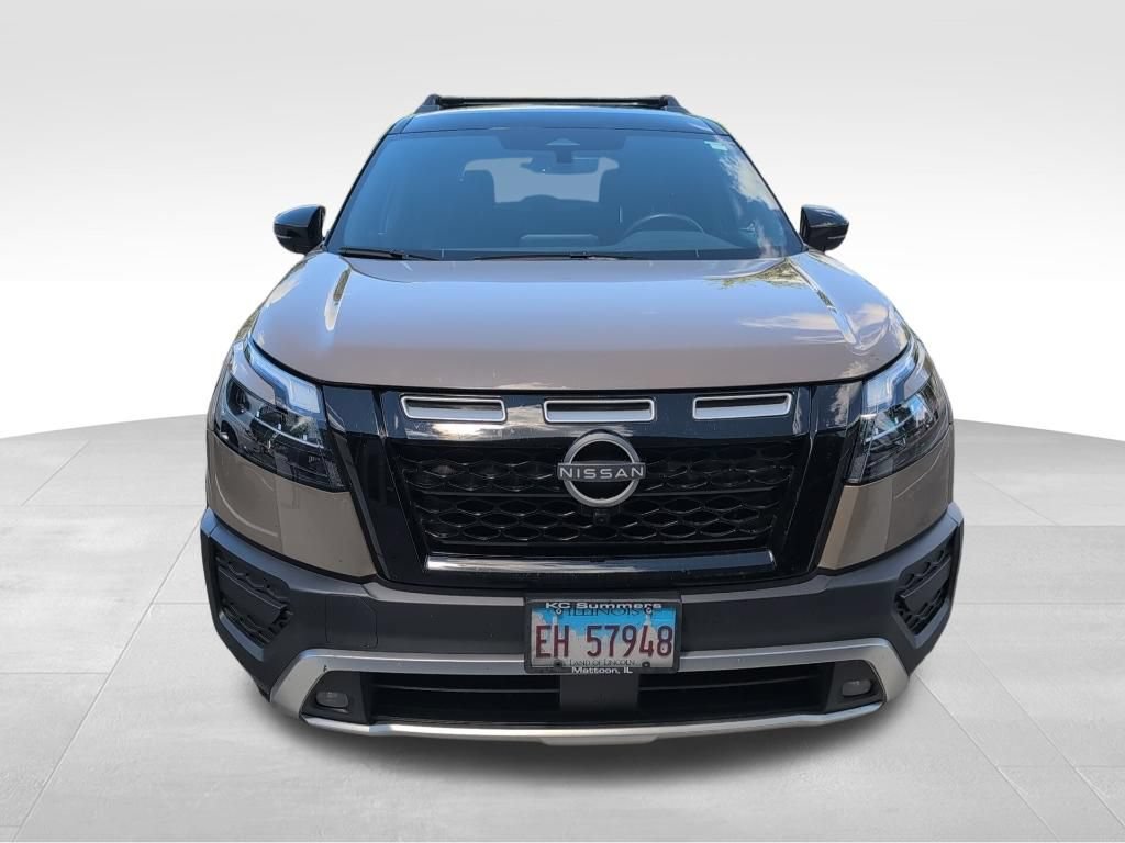 Used 2024 Nissan Pathfinder Rock Creek AWD/4WD image 2