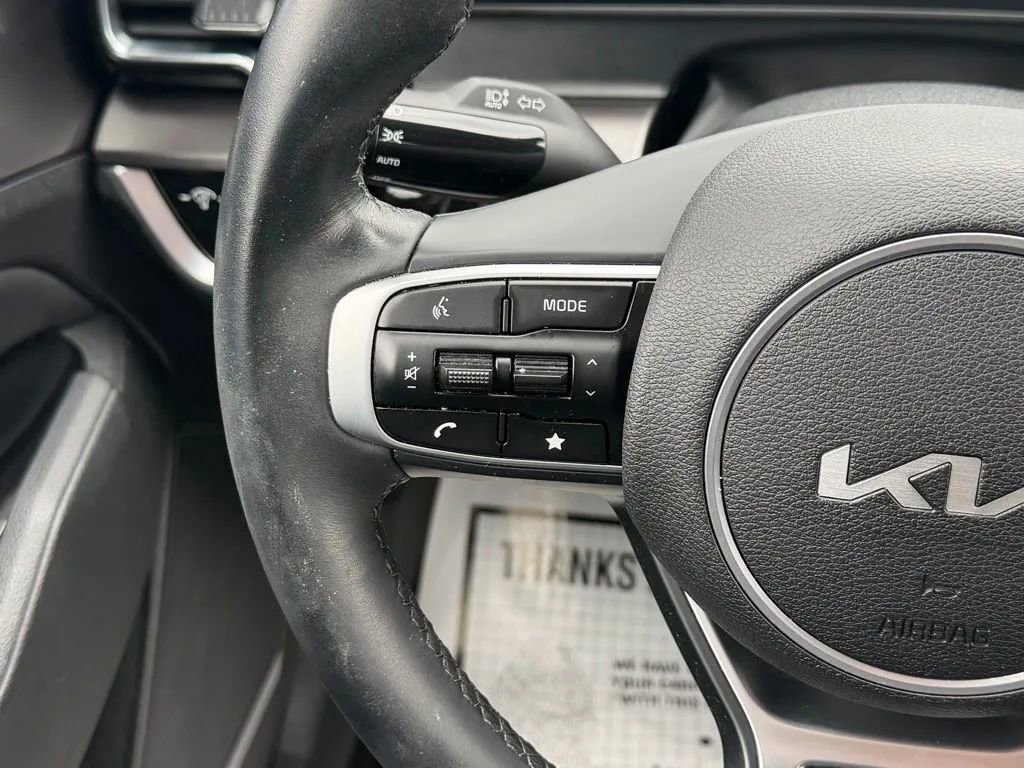 Used 2024 Kia Sportage EX FWD image 16