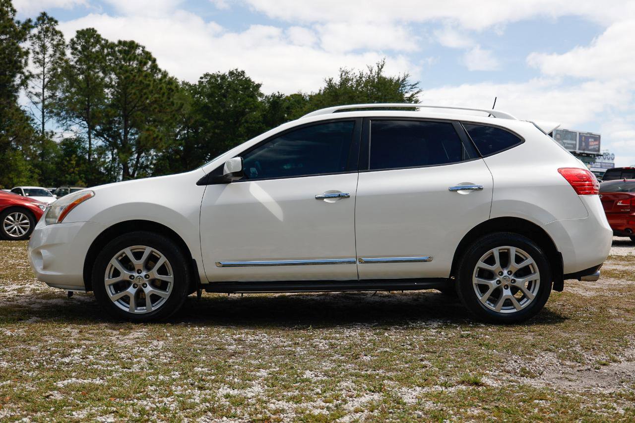 Used 2011 Nissan Rogue SV w/ SL Pkg image 3