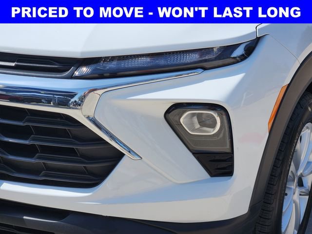 Used 2024 Chevrolet TrailBlazer LS w/ LS Convenience Package FWD image 16