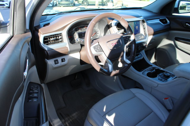 Used 2021 GMC Acadia SLT w/ Premium Package AWD/4WD image 14