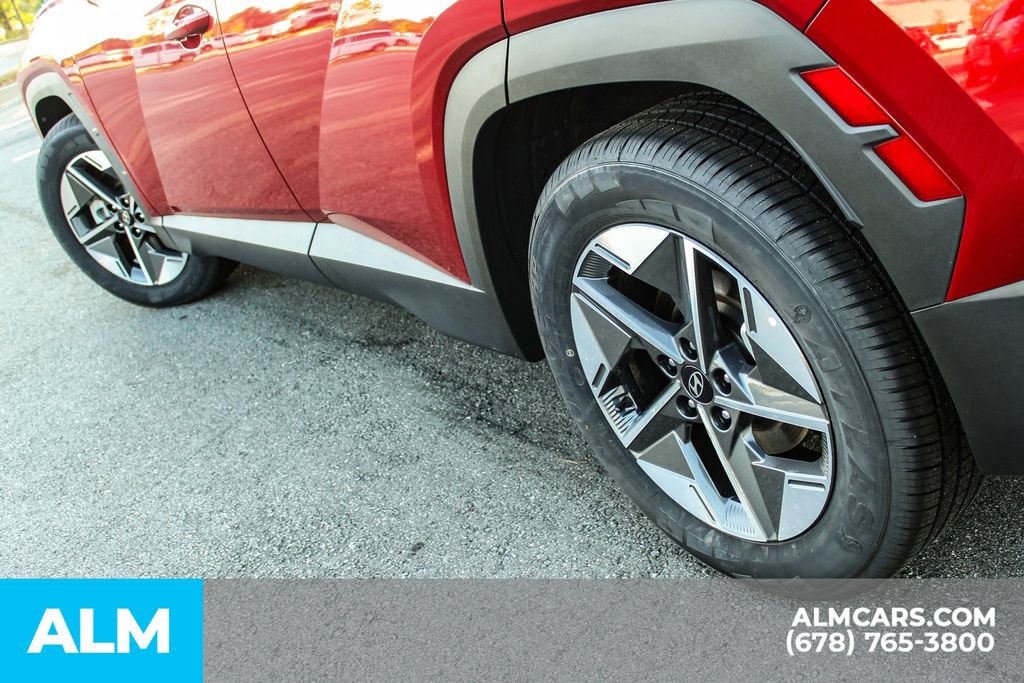 Used 2025 Hyundai Tucson SEL FWD image 14