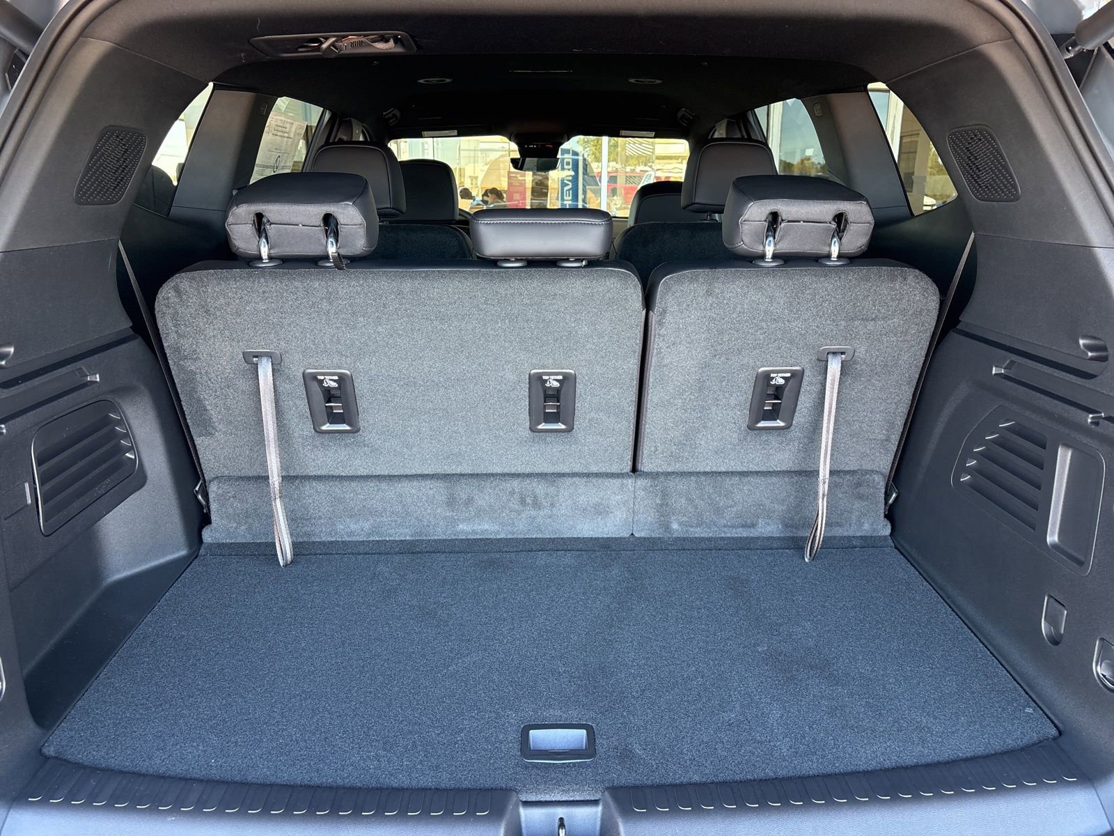 New 2026 GMC Acadia Elevation image 13