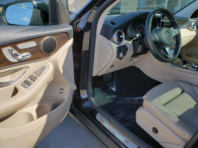 Used 2016 Mercedes-Benz GLC 300 4MATIC image 11