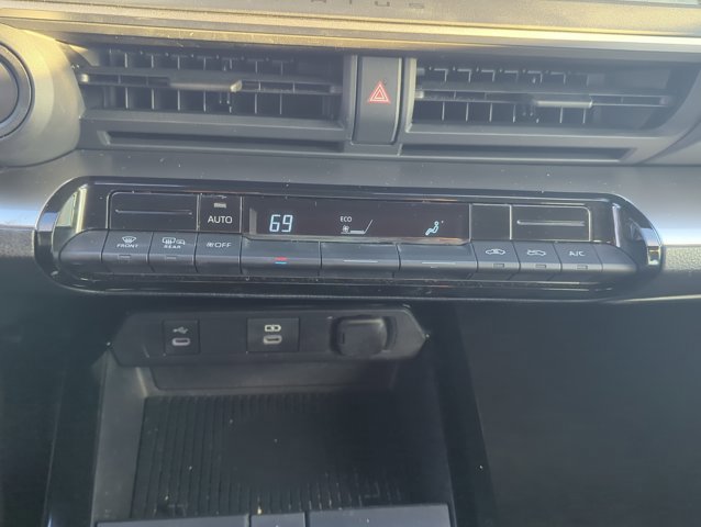 Certified 2024 Toyota Prius LE image 19