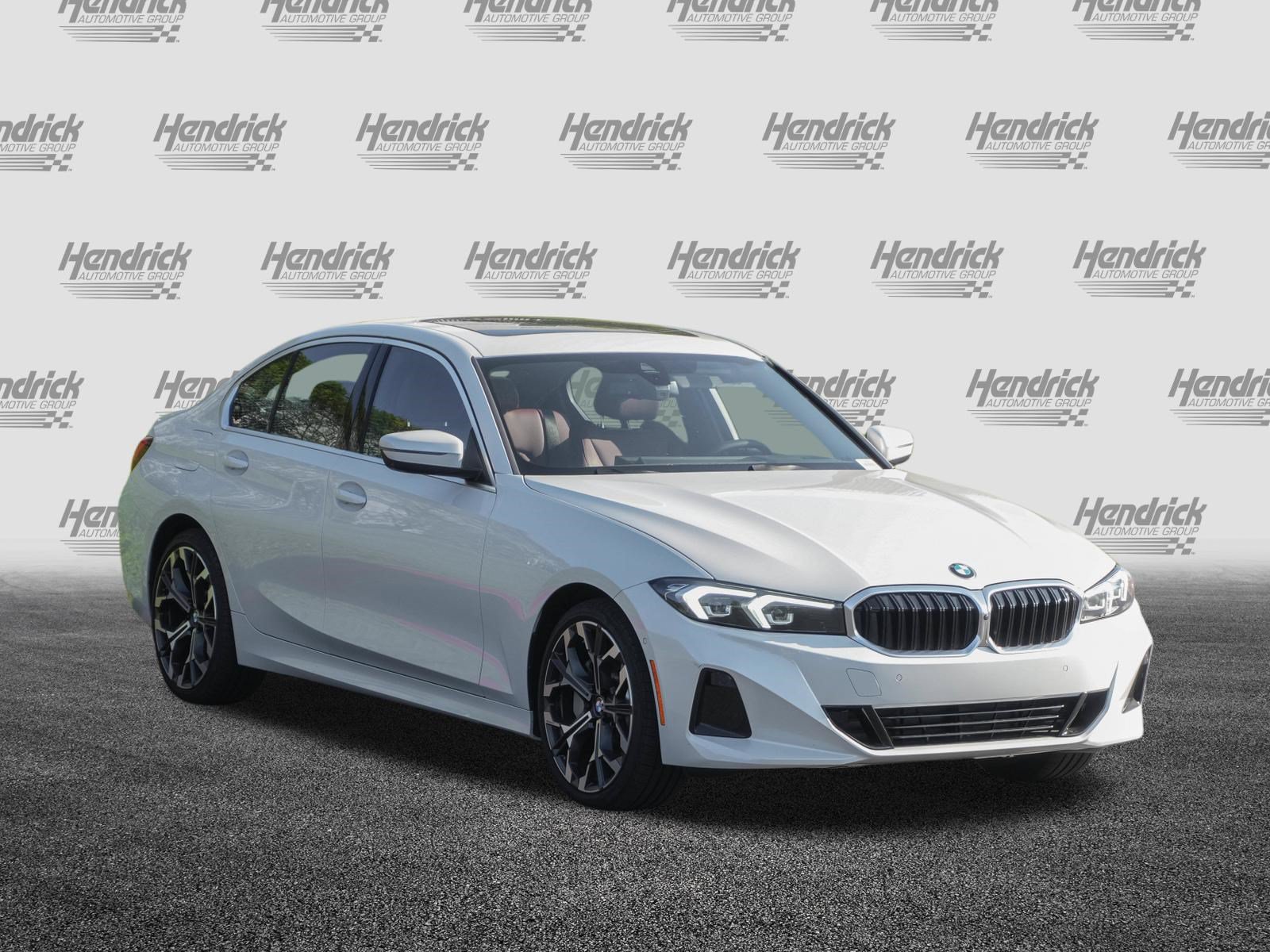 Certified 2025 BMW 330i Sedan RWD image 3