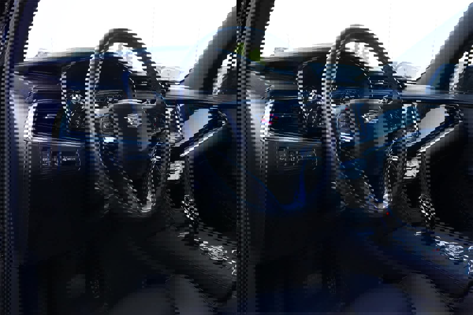 Used 2022 Cadillac XT6 Premium Luxury w/ Technology Package image 16