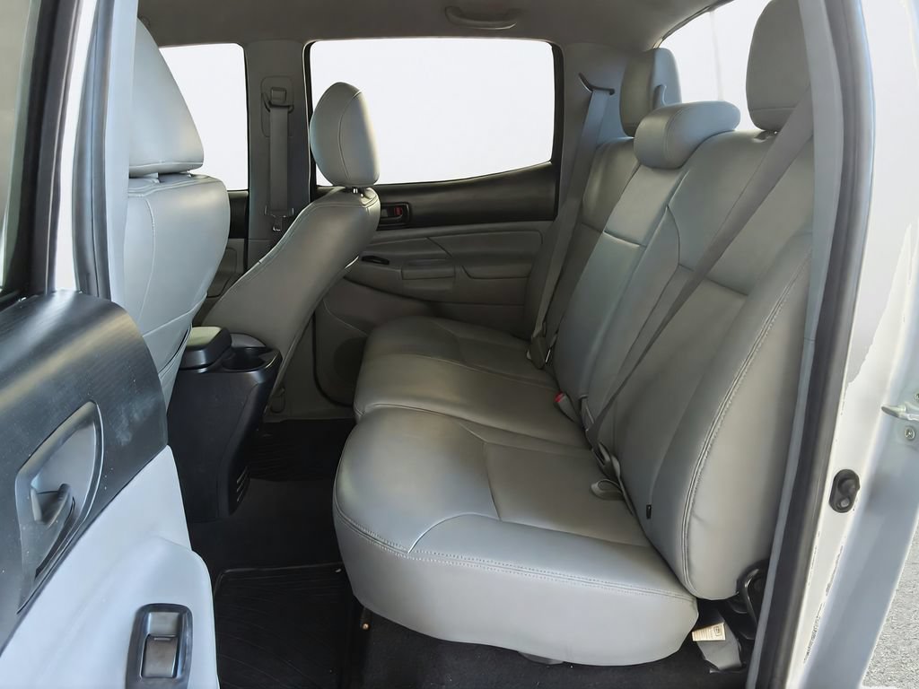 Used 2013 Toyota Tacoma PreRunner w/ SR5 Pkg RWD image 30
