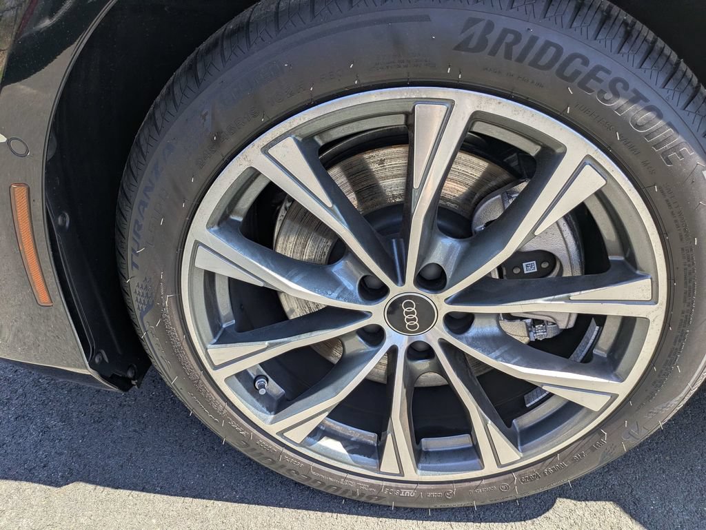 New 2026 Audi A6 Premium Plus AWD/4WD image 10