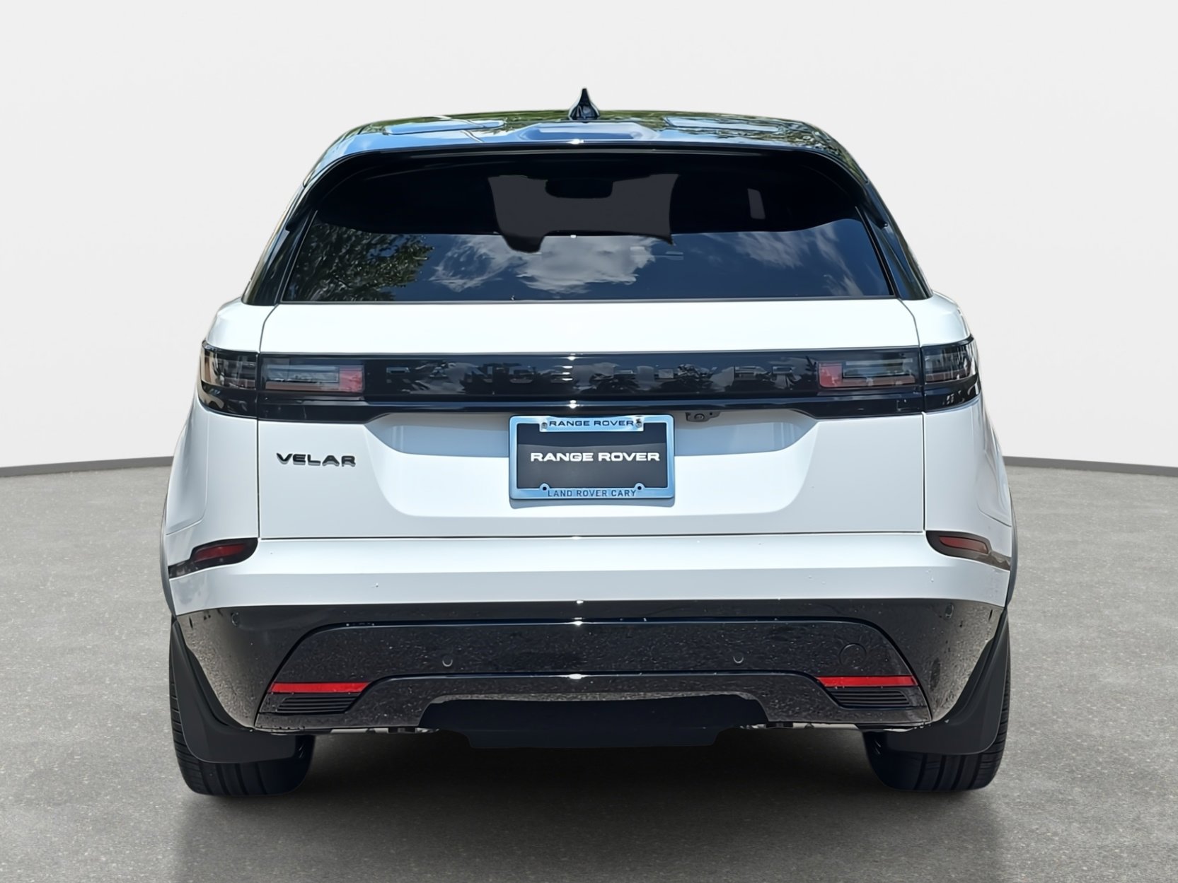 New 2026 Land Rover Range Rover Velar Dynamic SE image 6