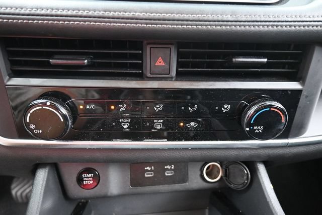 Used 2024 Nissan Rogue S AWD/4WD image 25