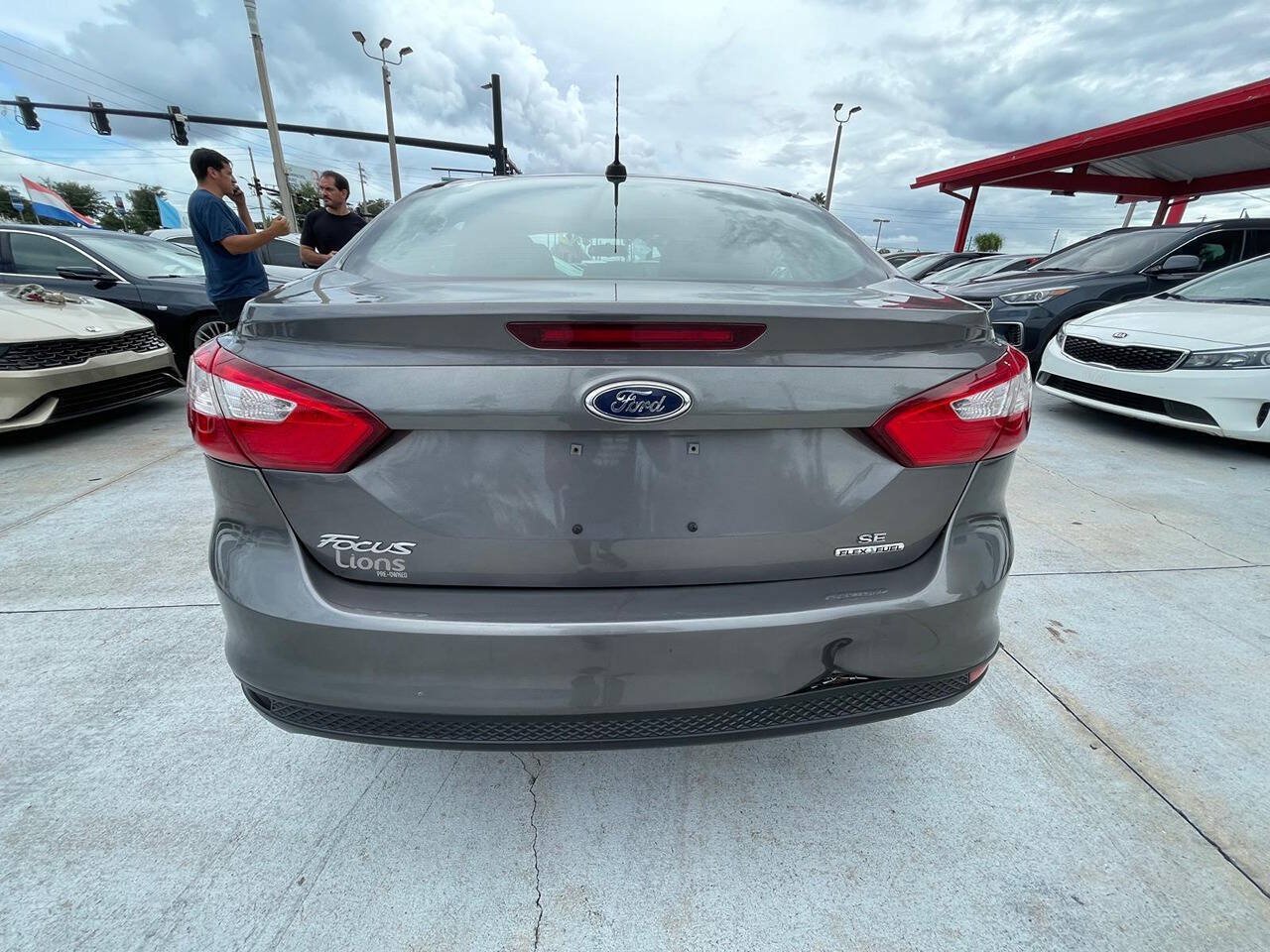 Used 2014 Ford Focus SE FWD image 6