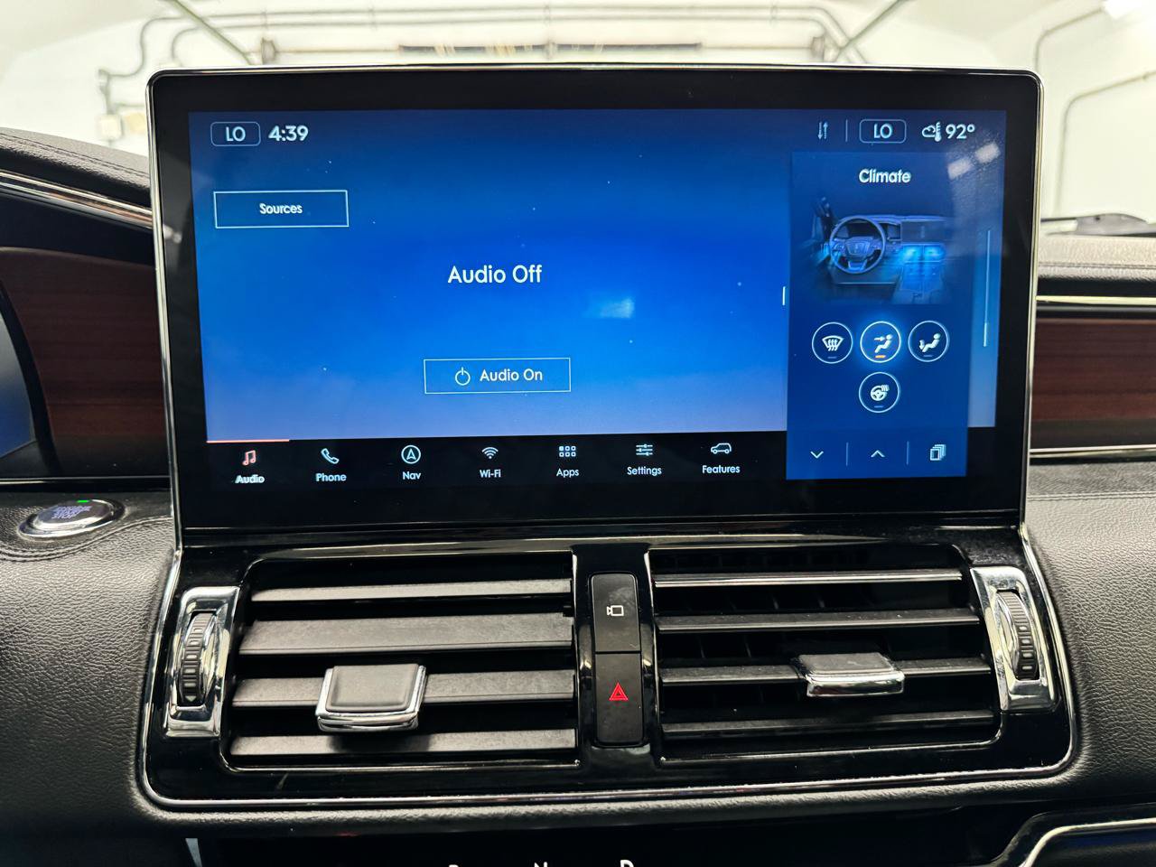 Used 2023 Lincoln Navigator L Reserve AWD/4WD image 25