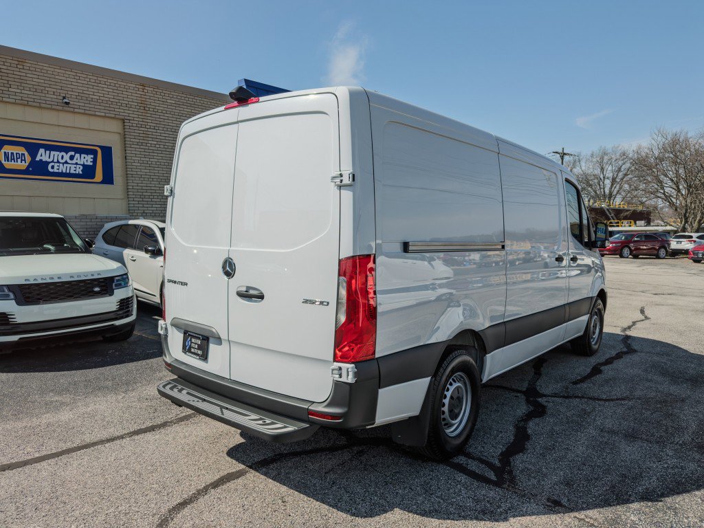 Used 2021 Mercedes-Benz Sprinter 2500 w/ Driver Convenience Package image 12