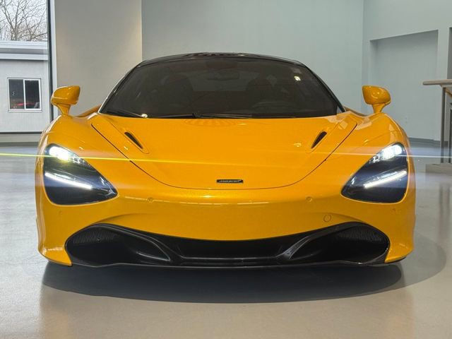 Used 2019 McLaren 720S Performance RWD image 14