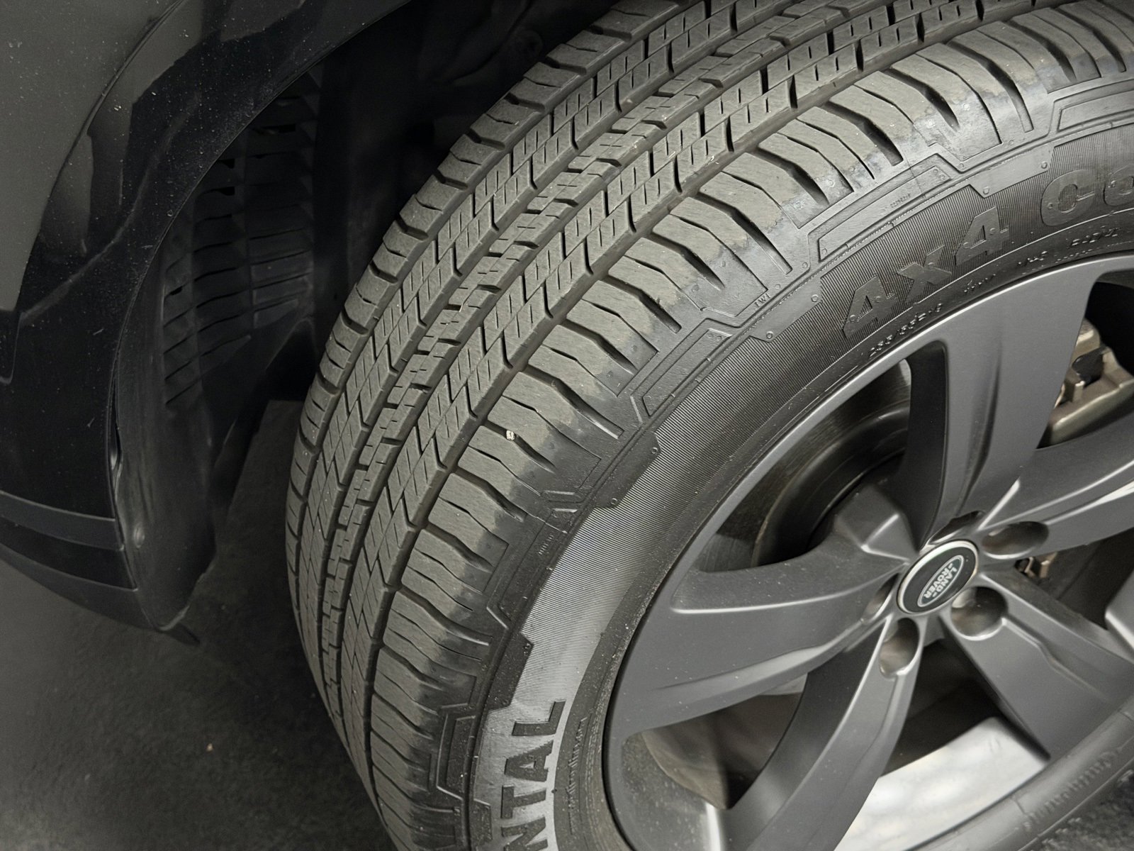 Used 2019 Land Rover Range Rover Velar S image 19