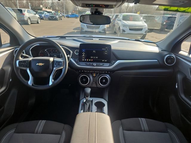 Used 2024 Chevrolet Blazer LT image 15