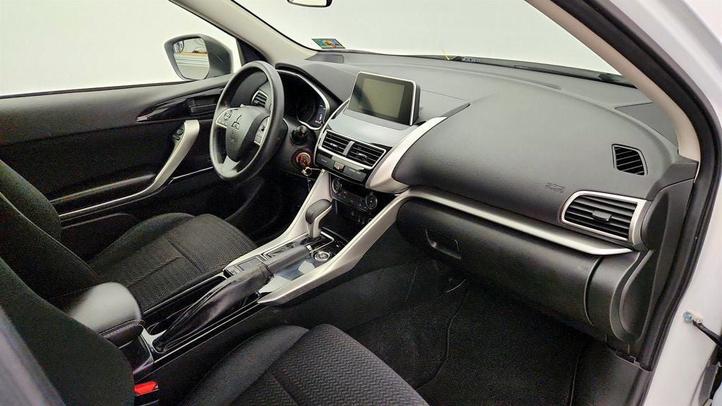 Used 2019 Mitsubishi Eclipse Cross AWD image 24