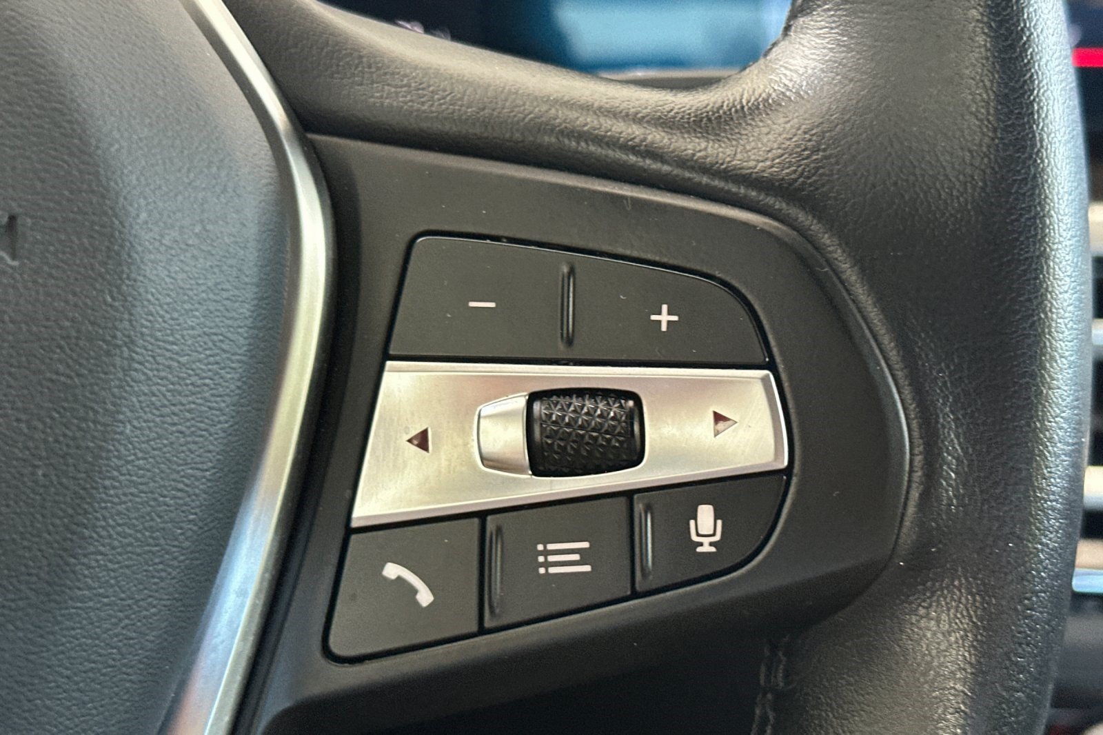 Certified 2024 BMW i4 eDrive35 w/ Convenience Package RWD image 31
