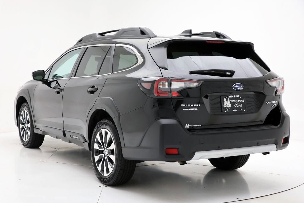 Used 2023 Subaru Outback Limited XT AWD/4WD image 6