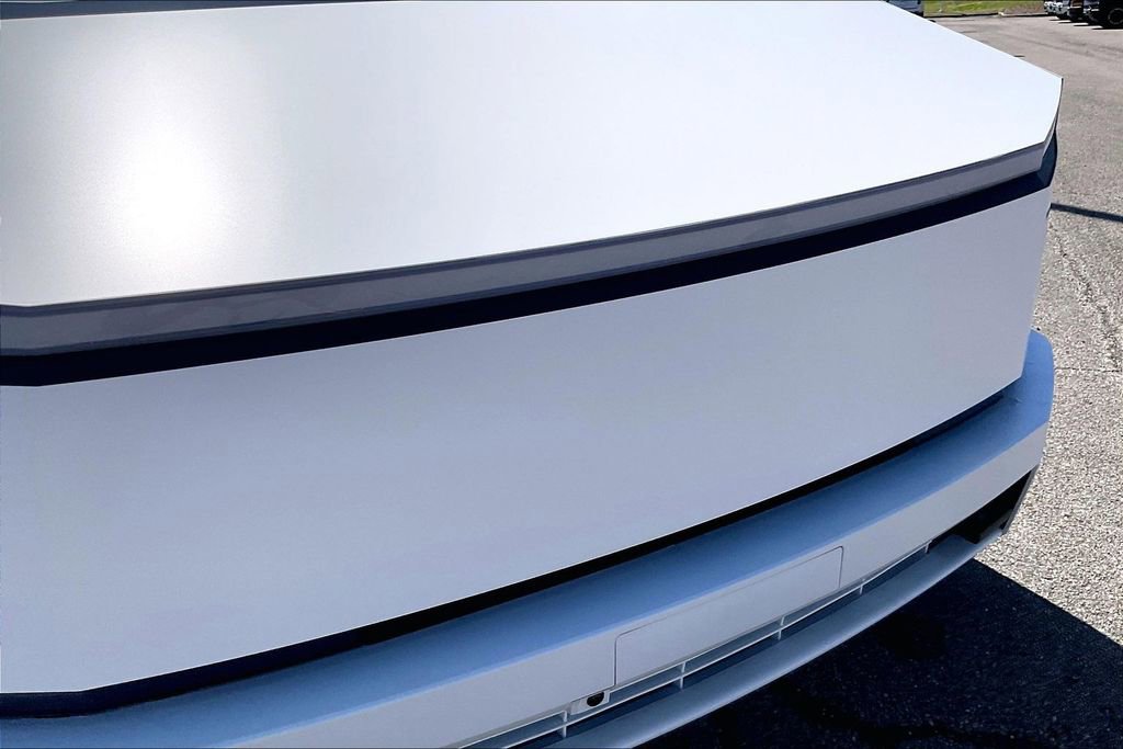 Used 2025 Tesla Cybertruck AWD Crew Cab image 28