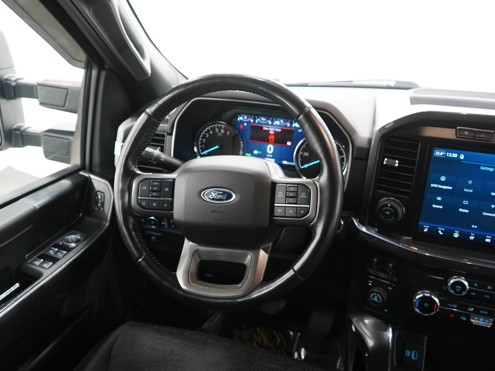 Used 2022 Ford F150 XLT w/ Equipment Group 302A High AWD/4WD image 15