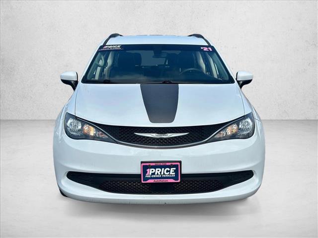 Used 2021 Chrysler Voyager Lxi video 2