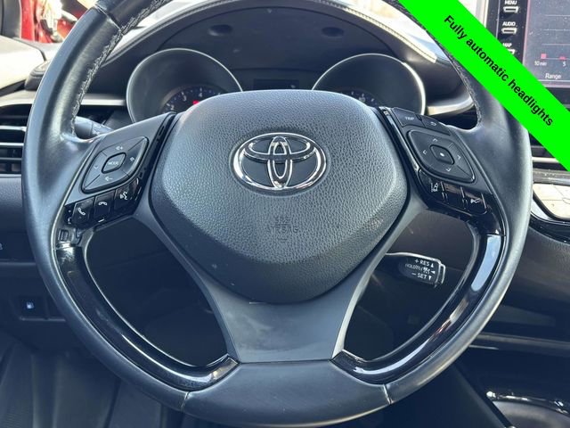 Used 2019 Toyota C-HR XLE image 25