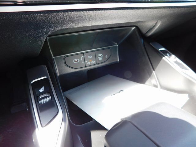 Used 2025 Kia Sorento S w/ Panoramic Sunroof Package image 27