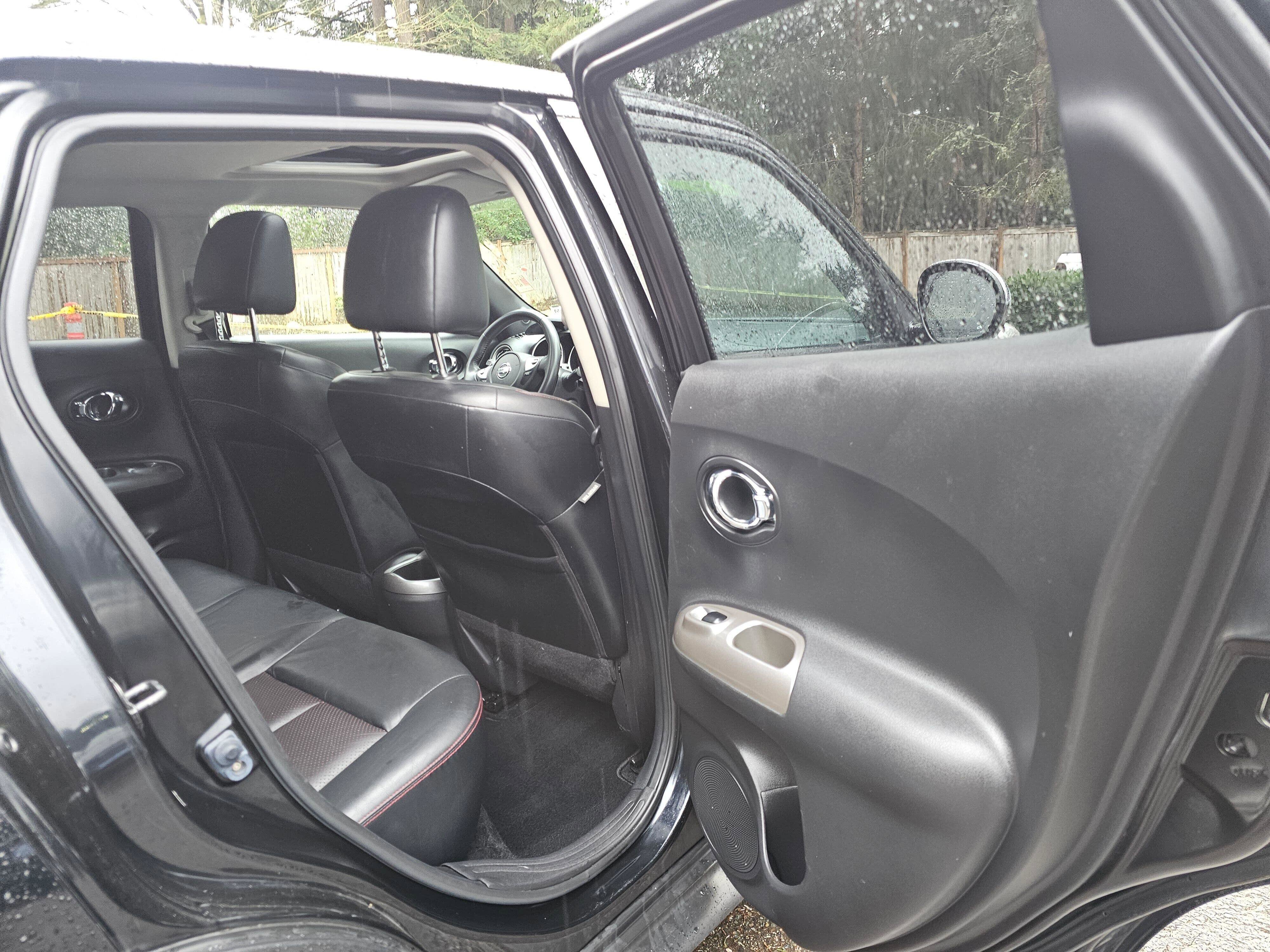 Used 2012 Nissan Juke SL image 12