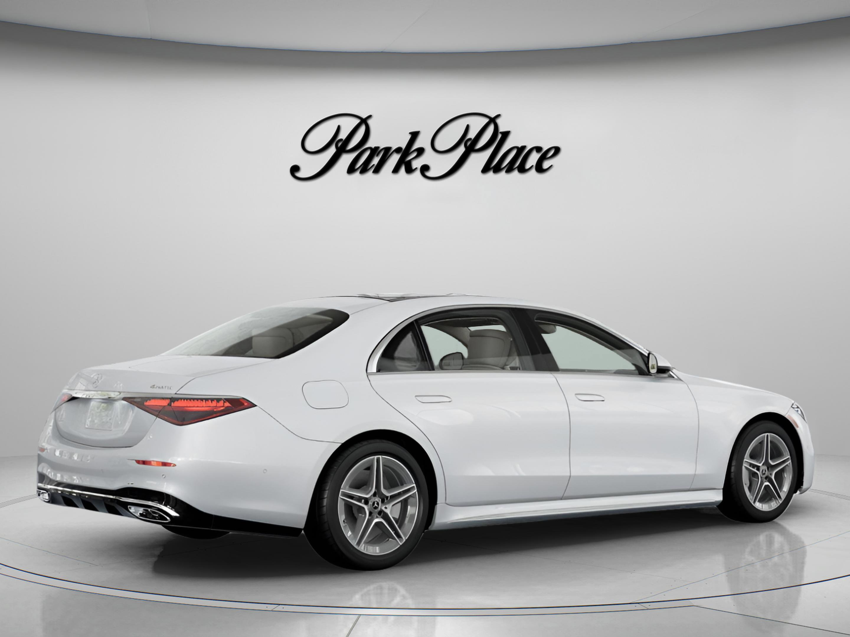 New 2026 Mercedes-Benz S 580e 4MATIC Sedan image 22