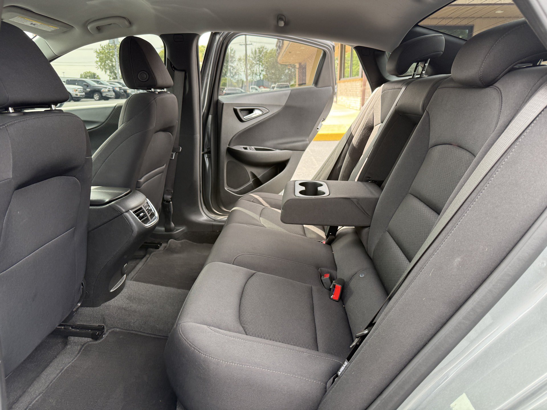 Used 2025 Chevrolet Malibu LT FWD image 27