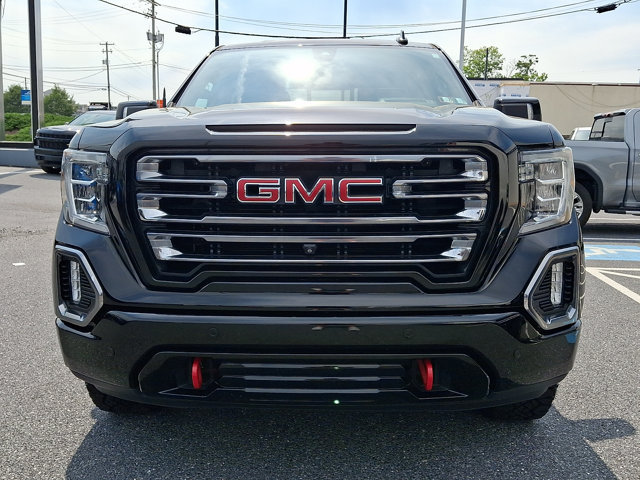 Certified 2020 GMC Sierra 1500 AT4 w/ AT4 Premium Package AWD/4WD image 2