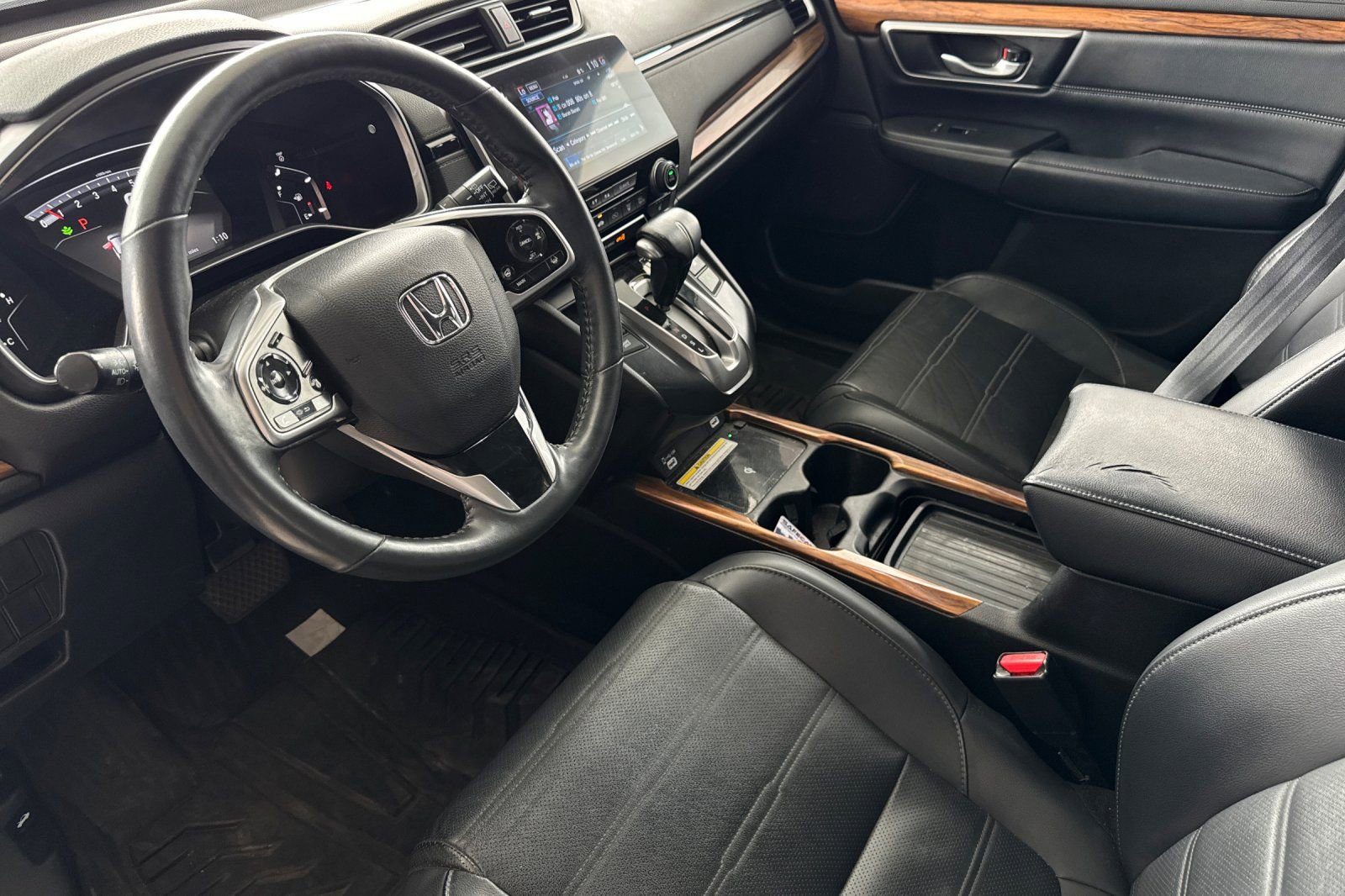 Used 2020 Honda CR-V Touring image 11
