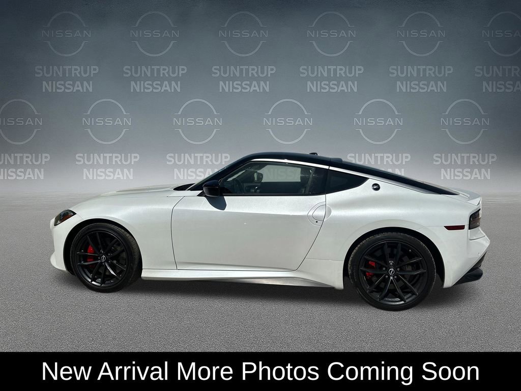 Used 2024 Nissan Z Performance w/ Floor Mat Package RWD image 3