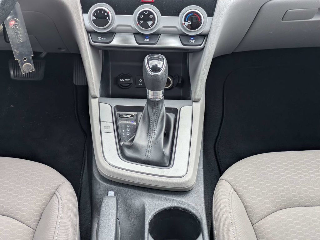 Used 2019 Hyundai Elantra SEL FWD image 18