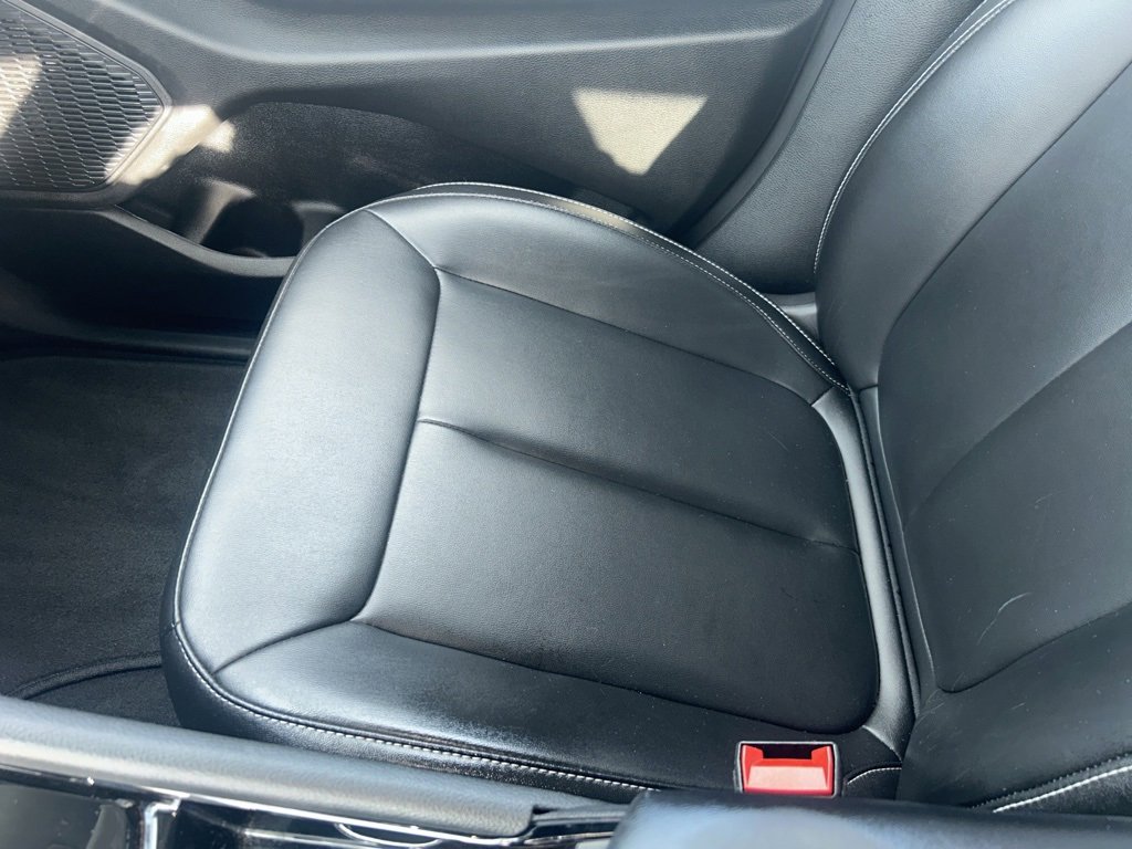 Used 2023 Jeep Grand Cherokee Limited image 4