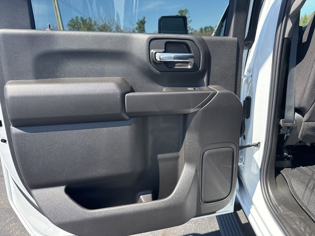 New 2026 Chevrolet Silverado 2500 Custom w/ Custom Value Package AWD/4WD image 25