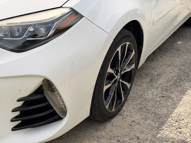 Used 2018 Toyota Corolla SE w/ Carpet Mat Package (TMS) FWD image 5