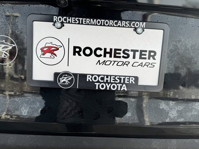 Used 2025 Toyota RAV4 XLE image 44