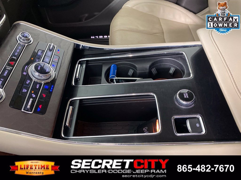 Used 2023 Lincoln Aviator Reserve w/ Jet Package AWD/4WD image 23