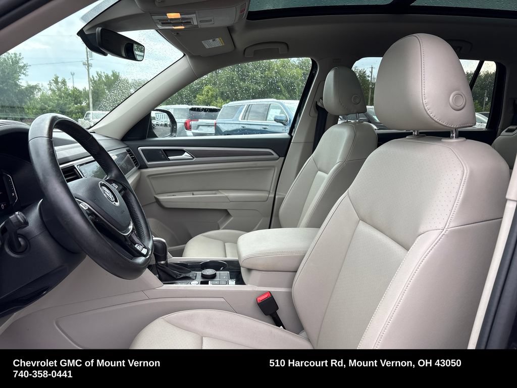 Used 2019 Volkswagen Atlas SEL R-Line AWD/4WD image 10