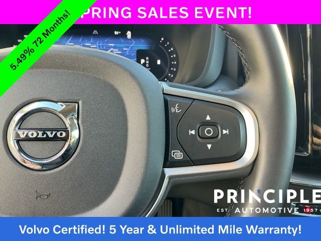 Certified 2025 Volvo XC60 B5 Core image 24