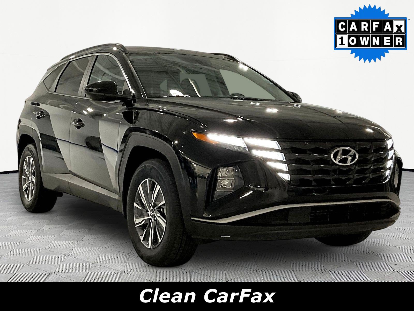 Used 2024 Hyundai Tucson Blue AWD/4WD image 3